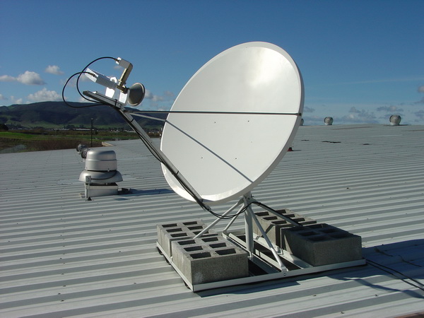 Монтаж антенны на плоской крыше