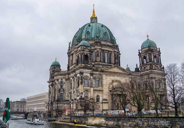 Медный купол Берлинского кафедрального собора