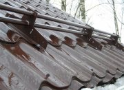 Снегозадержатели на металлочерепицу: инструкция по проведению установки