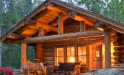 Какой деревянный фронтон выбрать для частного дома и как его сделать
