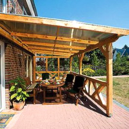 Деревянный навес для дачи: виды конструкций и подбор материалов